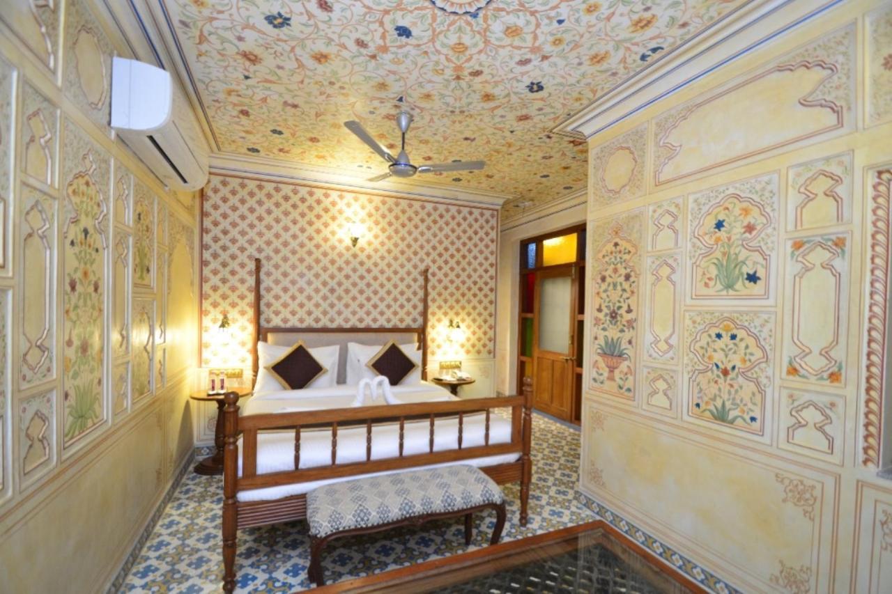 Nirbana Palace - A Heritage Hotel And Spa Jaipur Exterior photo