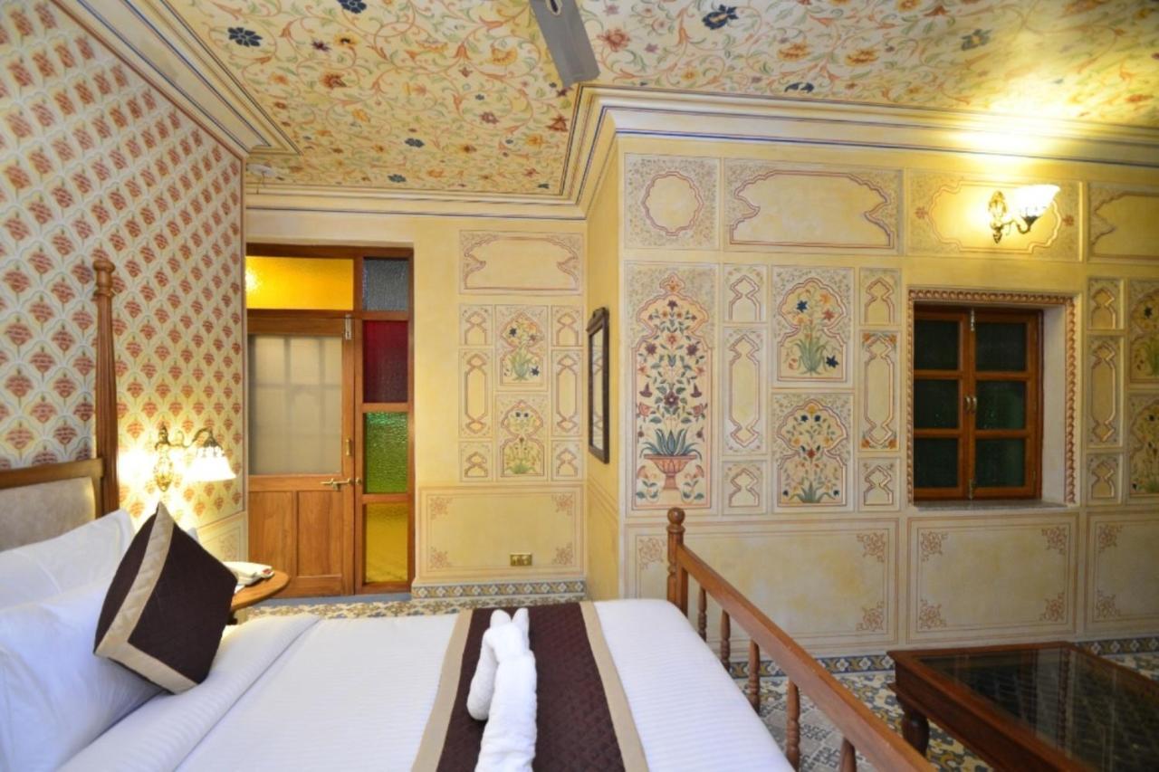 Nirbana Palace - A Heritage Hotel And Spa Jaipur Exterior photo