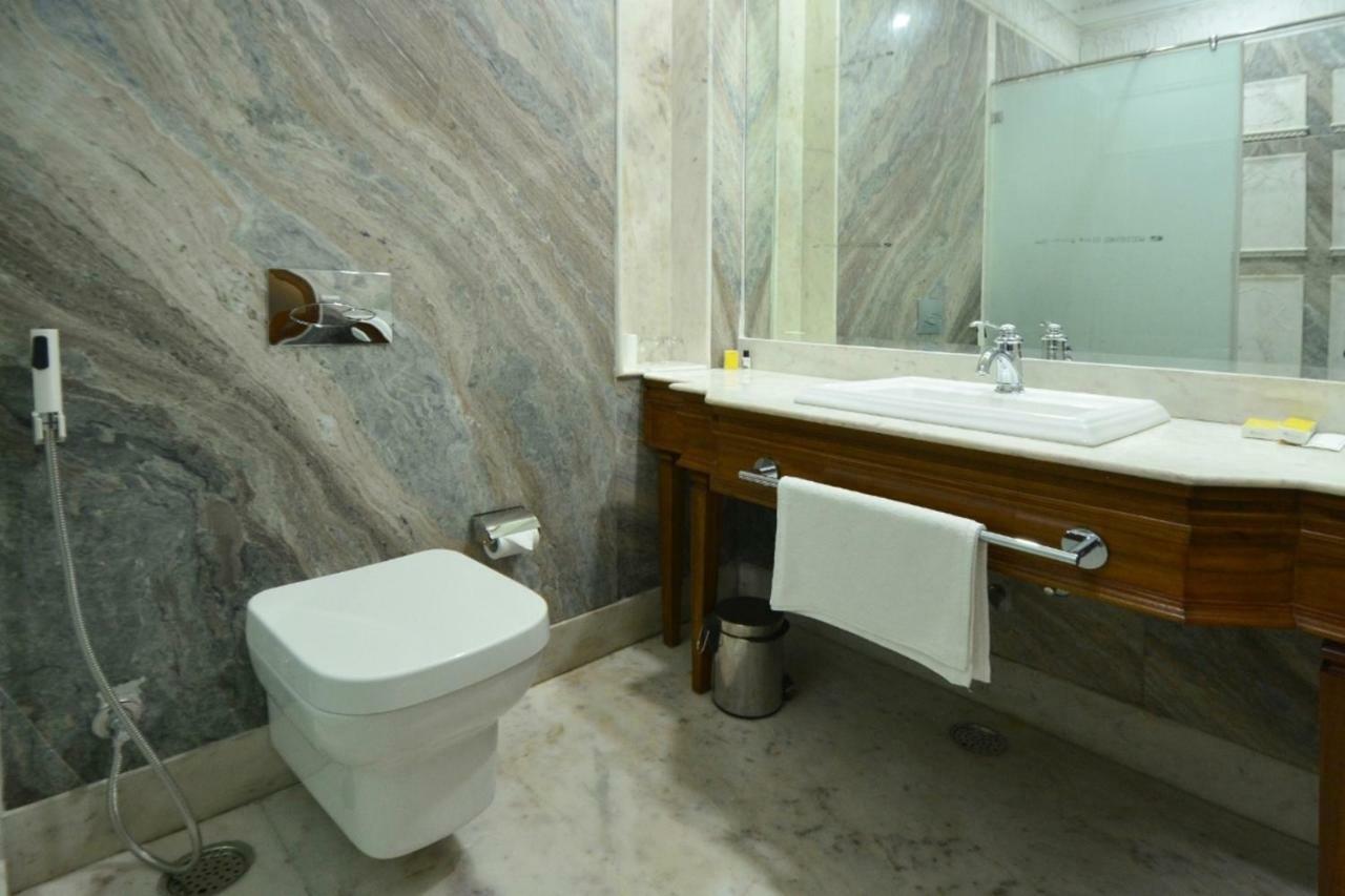 Nirbana Palace - A Heritage Hotel And Spa Jaipur Exterior photo